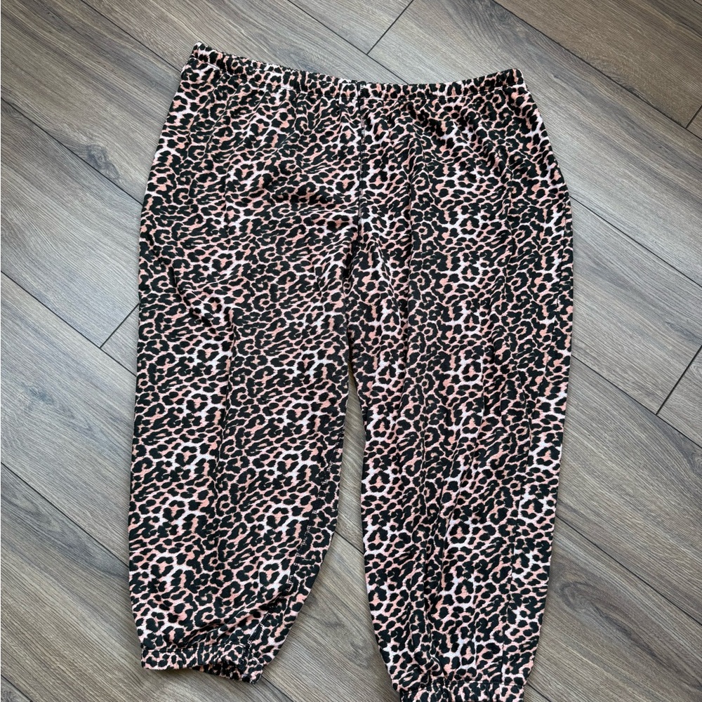 Boohoo Black and Brown Jogger Sweatpants with Elastic Waistband